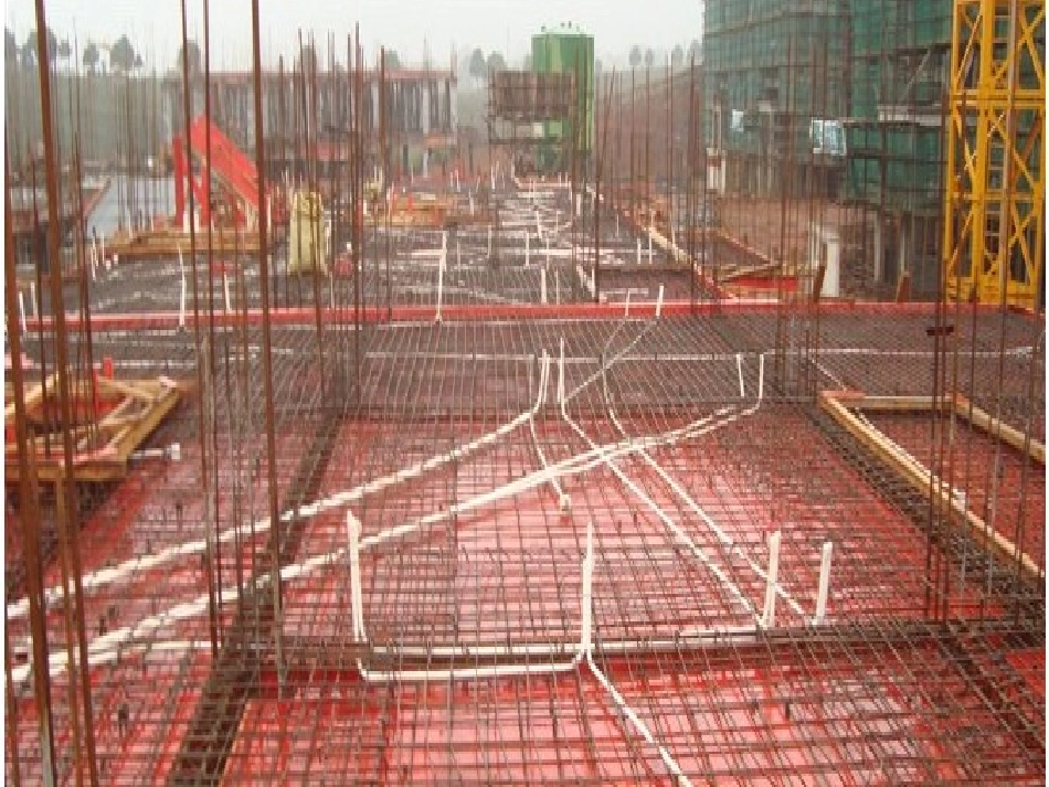 2025年工程建设资料：第四节：绑剪力墙.ppt_第3页