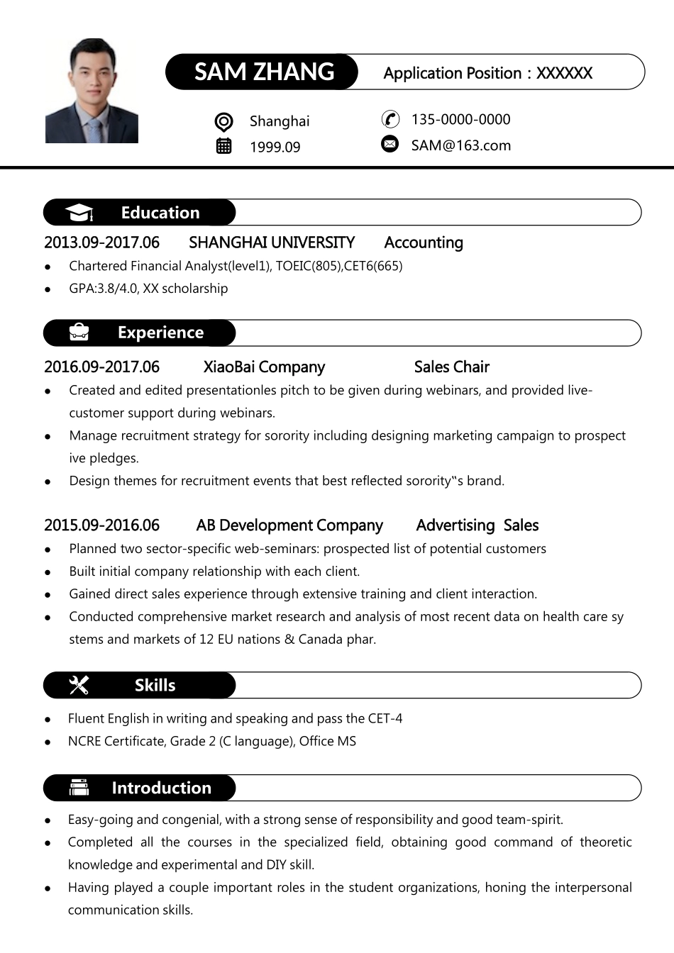 简历模板:2高端简洁英文CV简历 (74).docx_第1页